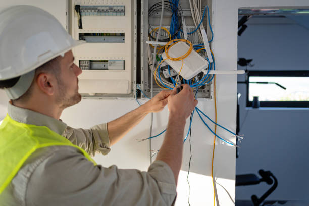 Best Local Electrician Companies  in Palo Alto, CA